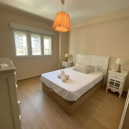 Delfin Avenida Ha Apartment