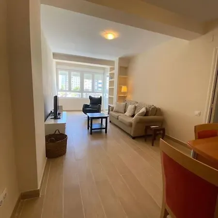 Delfin Avenida Ha Apartment